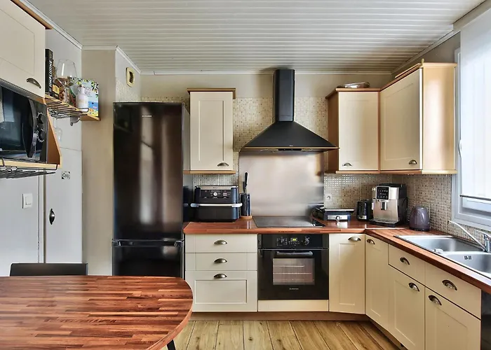 Gleize Cottage