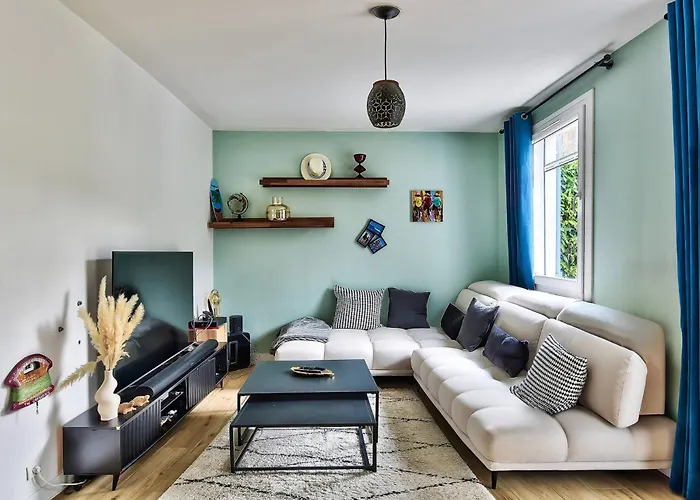 Gleize Cottage