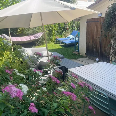 Gleize Cottage * Gleizé